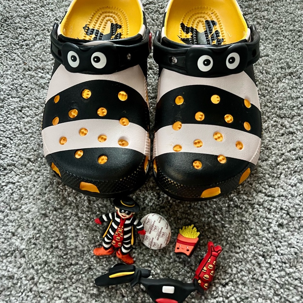 Crocs - HAMBURGLAR W7 M5